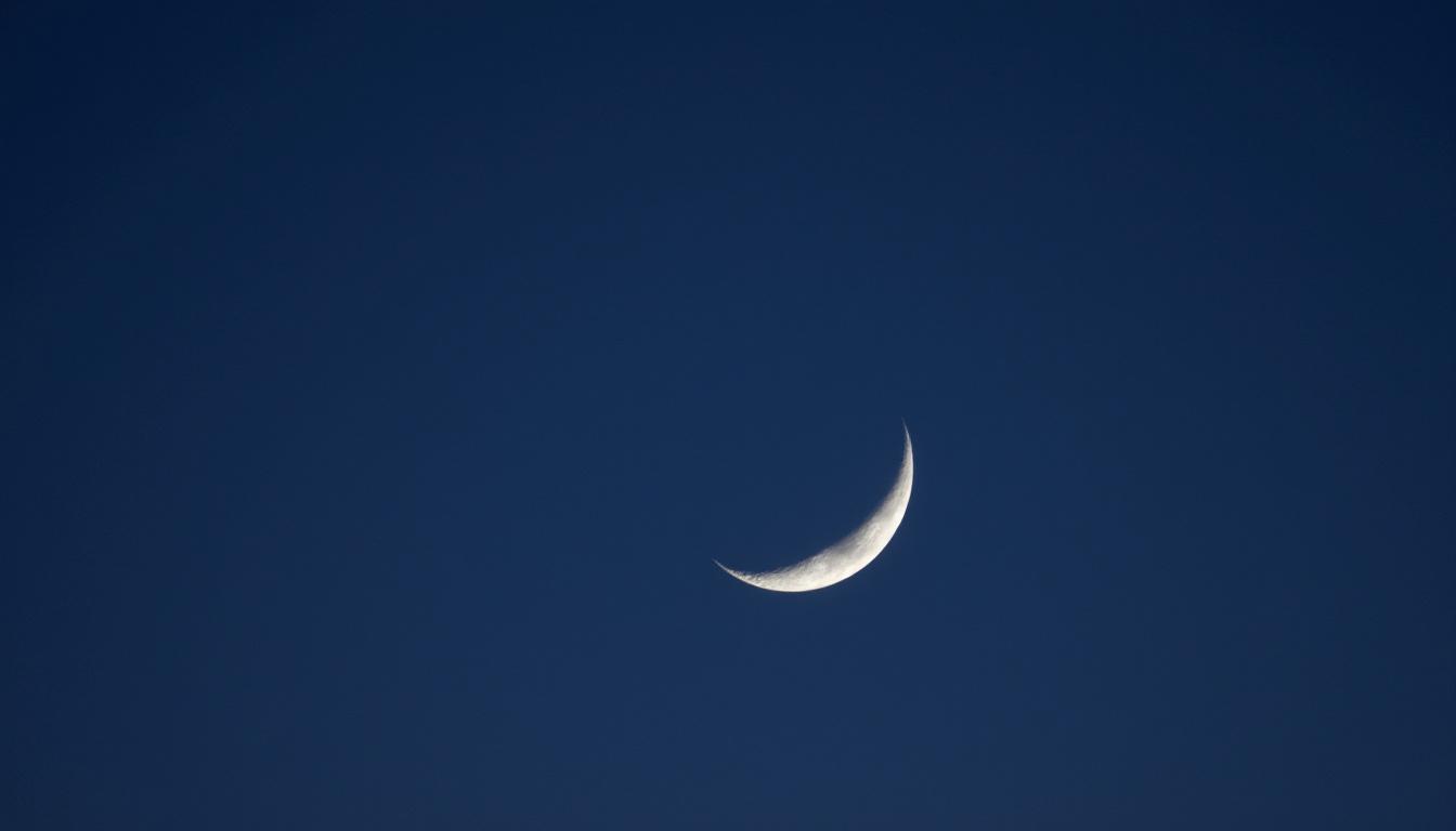 découvrez la date officielle de l'aïd el-fitr 2026 révélée ce mercredi 18 mars. le suspense est enfin levé sur cette fête importante.